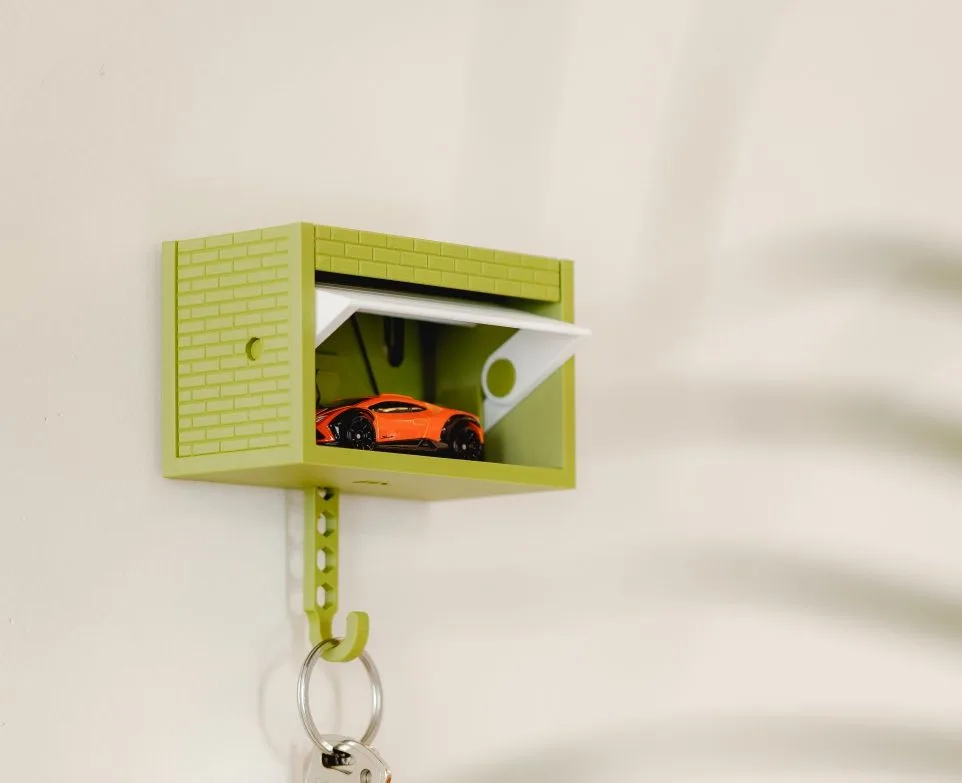 Wall key holder